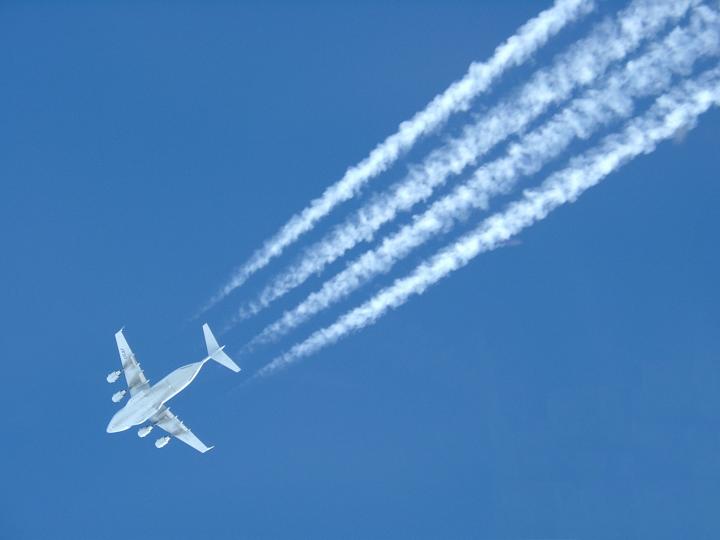 C-17 Contrails over Europe